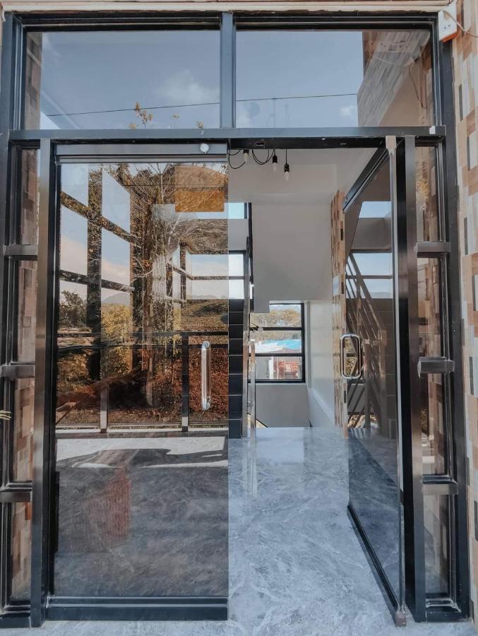 Mountain View Garden Inn Корон Екстер'єр фото